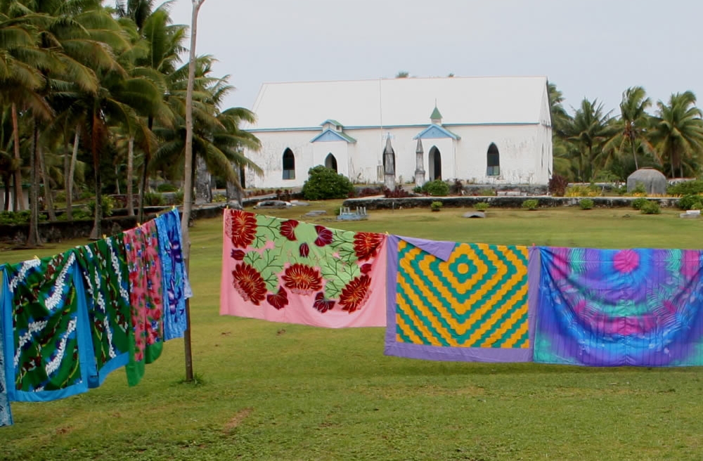 Textiles from Mauke